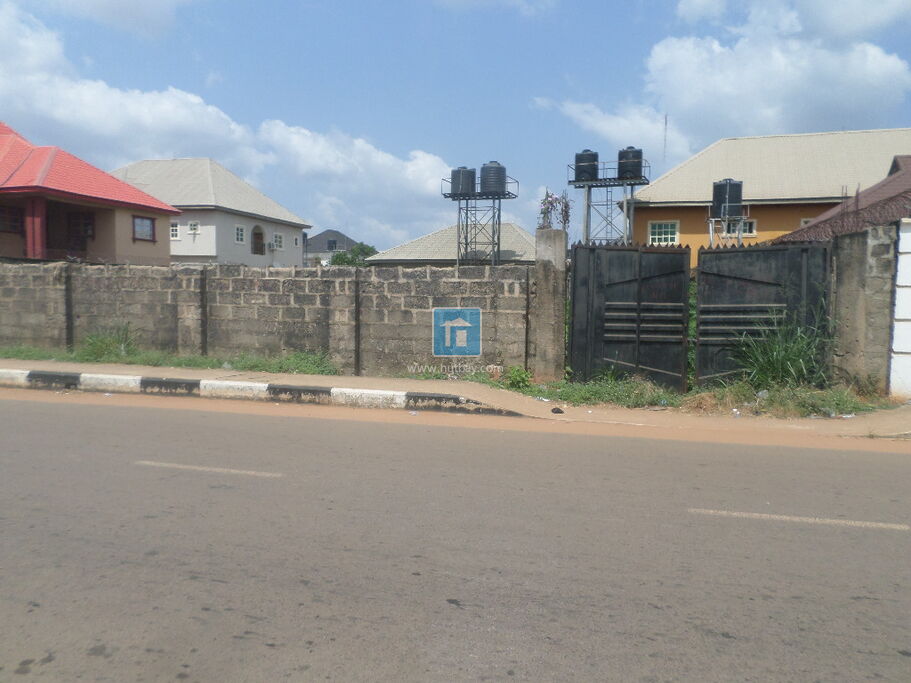 Land at Oshimili Delta Hutbay