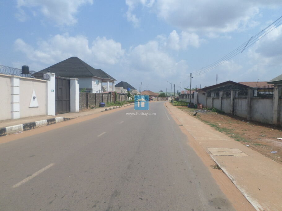 Land at Oshimili Delta Hutbay