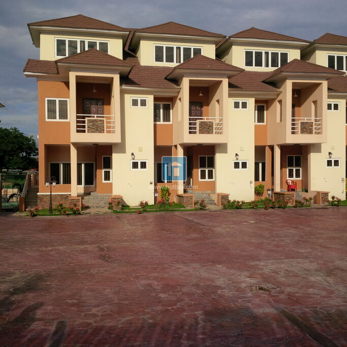 7 Bedroom Terrace At Gwarinpa Abuja 