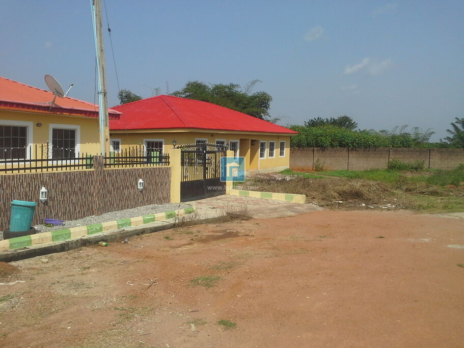 3 Bedroom Flat at Akure Ondo Hutbay