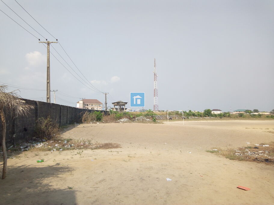 Land at Ibeju Lekki Lagos Hutbay
