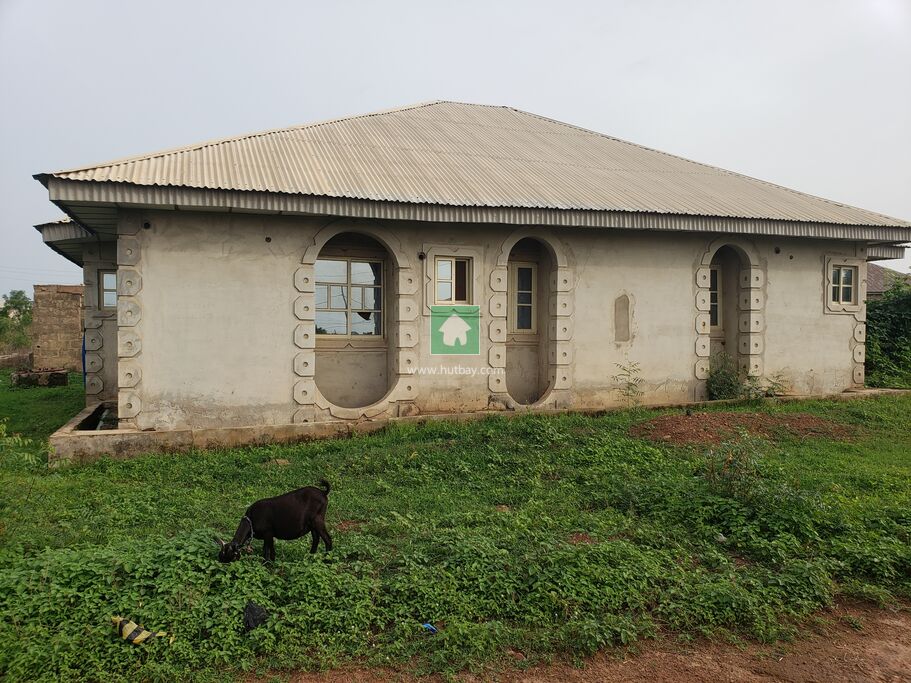 3 Bedroom House For sale at Ilorin, Kwara Hutbay