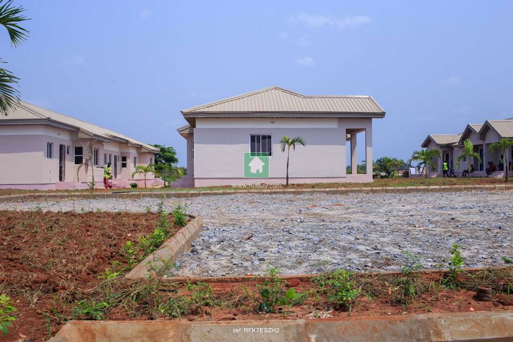 2 Bedroom Semi Detached For sale at Benin, Edo Hutbay
