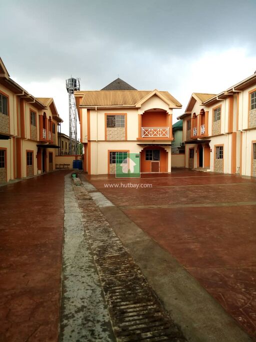 4 Bedroom House For sale at Magodo, Lagos Hutbay