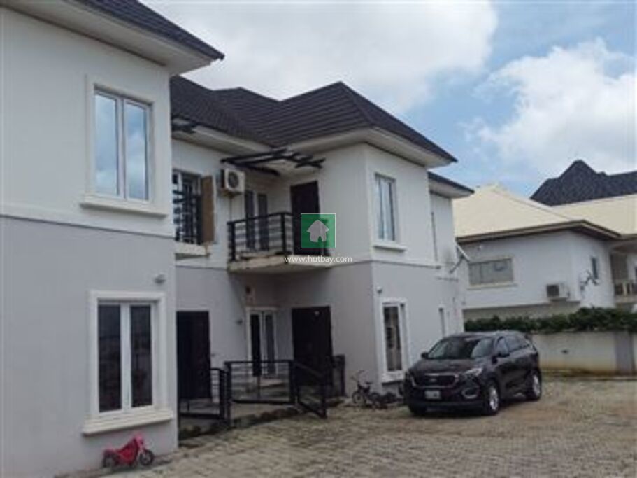 3 Bedroom Flat Apartment For rent at Abuja Phase 3, Abuja Hutbay