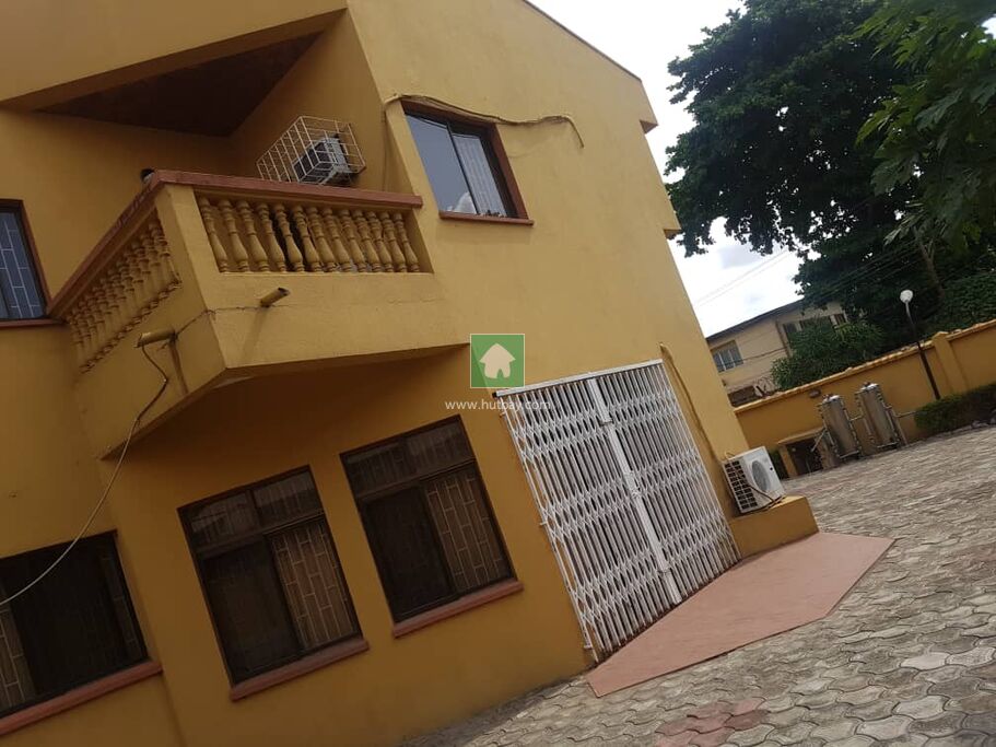 4 Bedroom House For sale at Ikeja, Lagos Hutbay