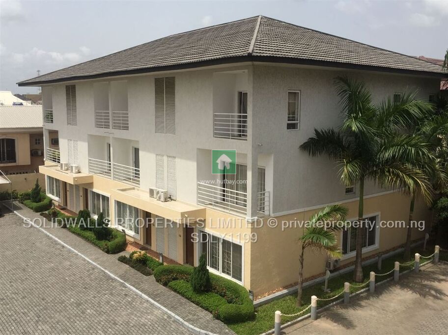 3 Bedroom Town House For rent at Lekki, Lagos Hutbay