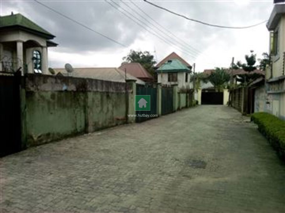 9 Bedroom Duplex For sale at Port Harcourt, Rivers Hutbay