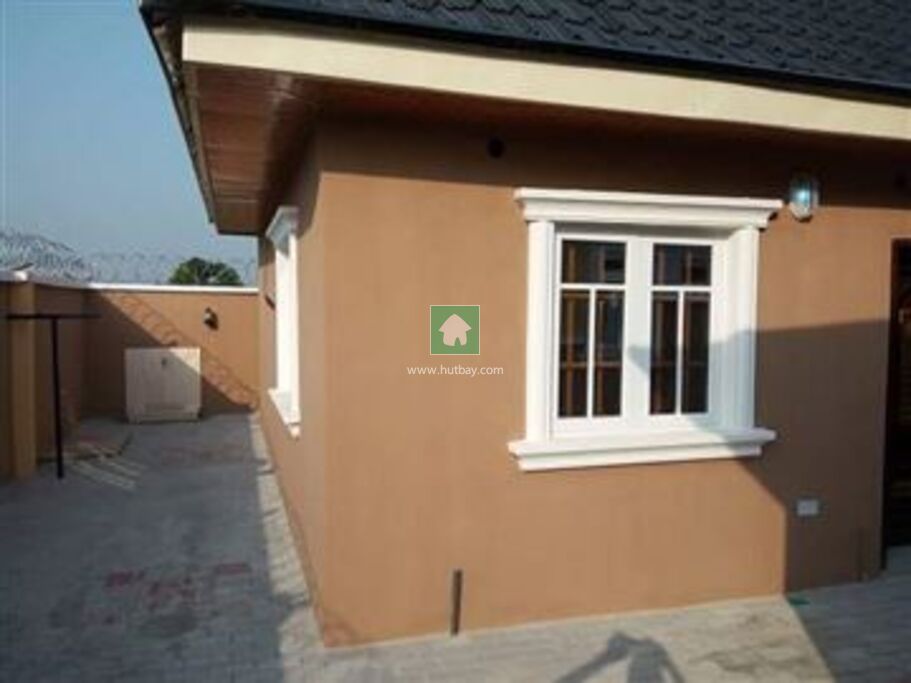 1 Bedroom Flat Apartment For rent at Ikorodu, Lagos Hutbay