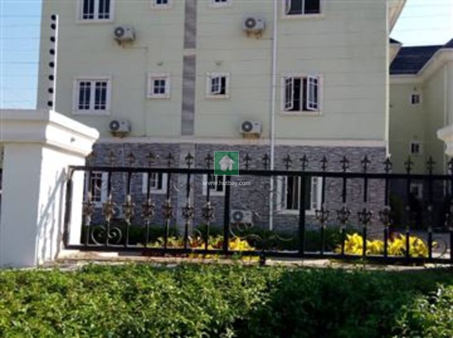 2 Bedroom Flat Apartment For rent at Abuja Phase 2, Abuja | Hutbay