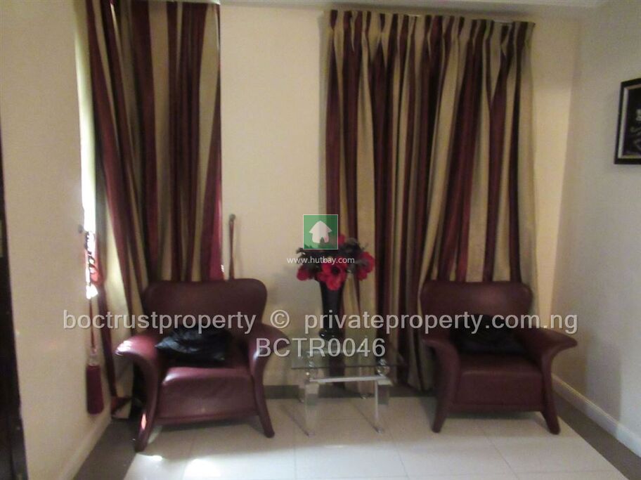 5 Bedroom House For sale at Lekki, Lagos Hutbay