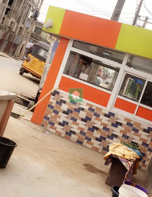 Shop For rent at Isolo, Lagos Hutbay