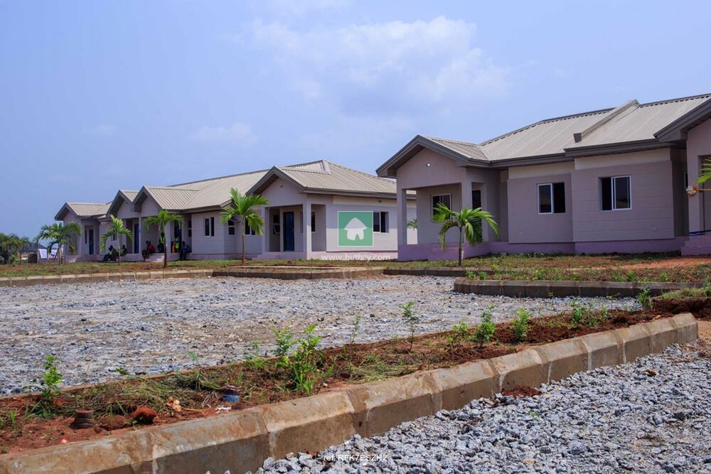 2 Bedroom Semi Detached For sale at Benin, Edo Hutbay