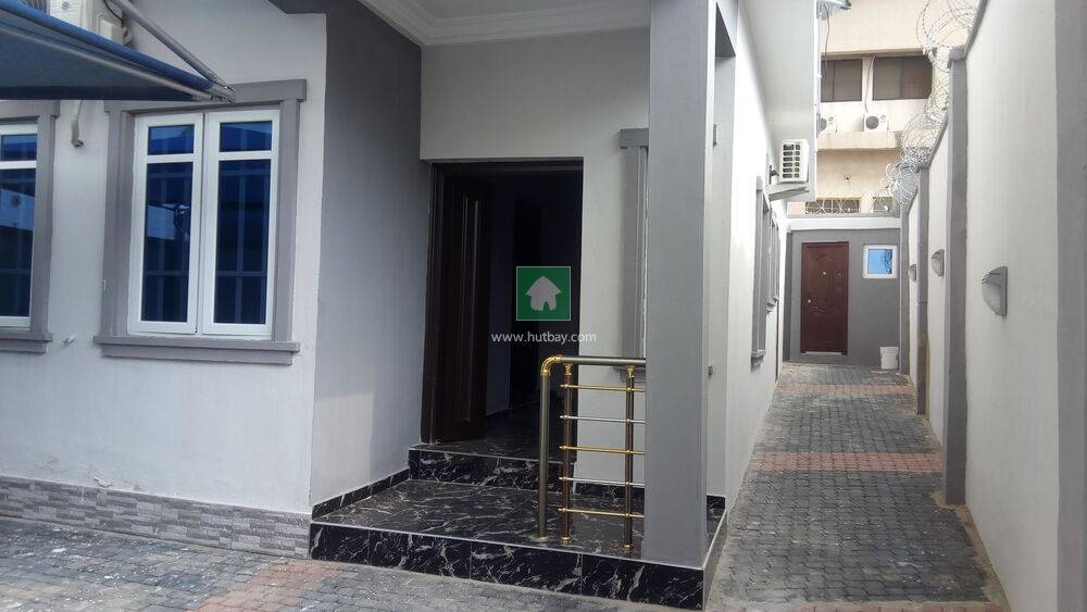 5 Bedroom House For sale at Magodo, Lagos 5 Bedroom House For sale at Magodo, Lagos