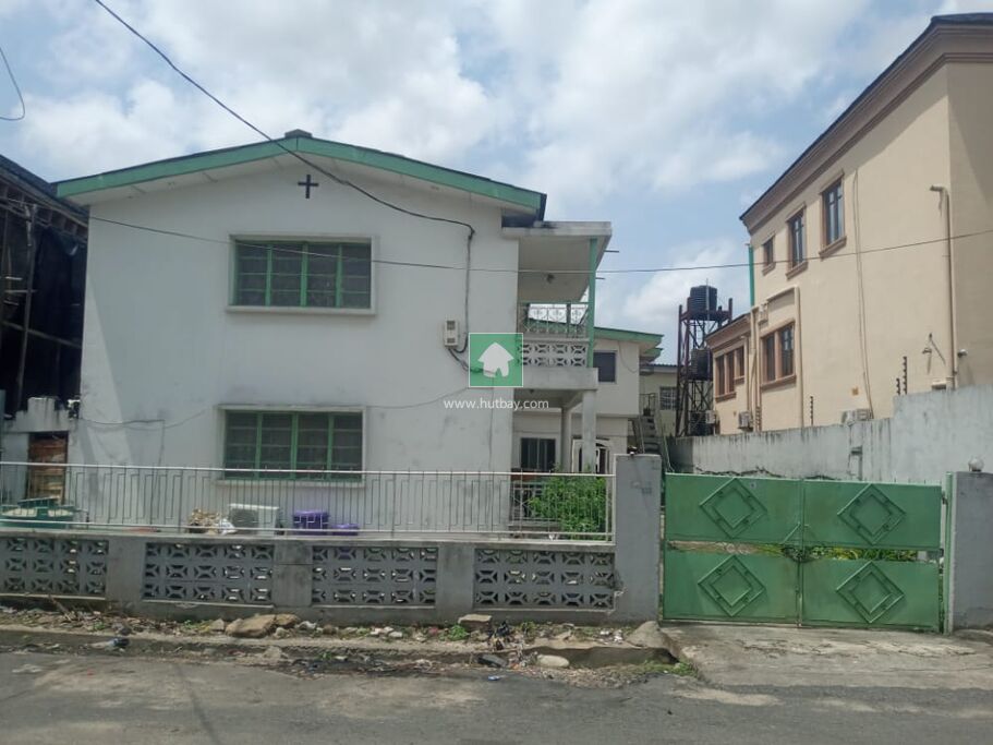 3 Bedroom House For sale at Surulere, Lagos | Hutbay