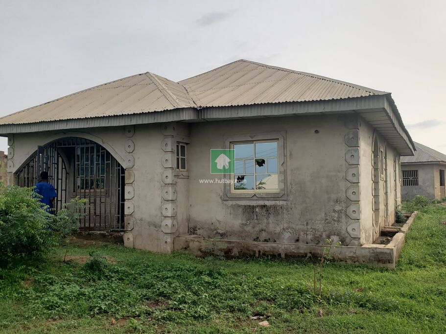 3 Bedroom House For sale at Ilorin, Kwara Hutbay