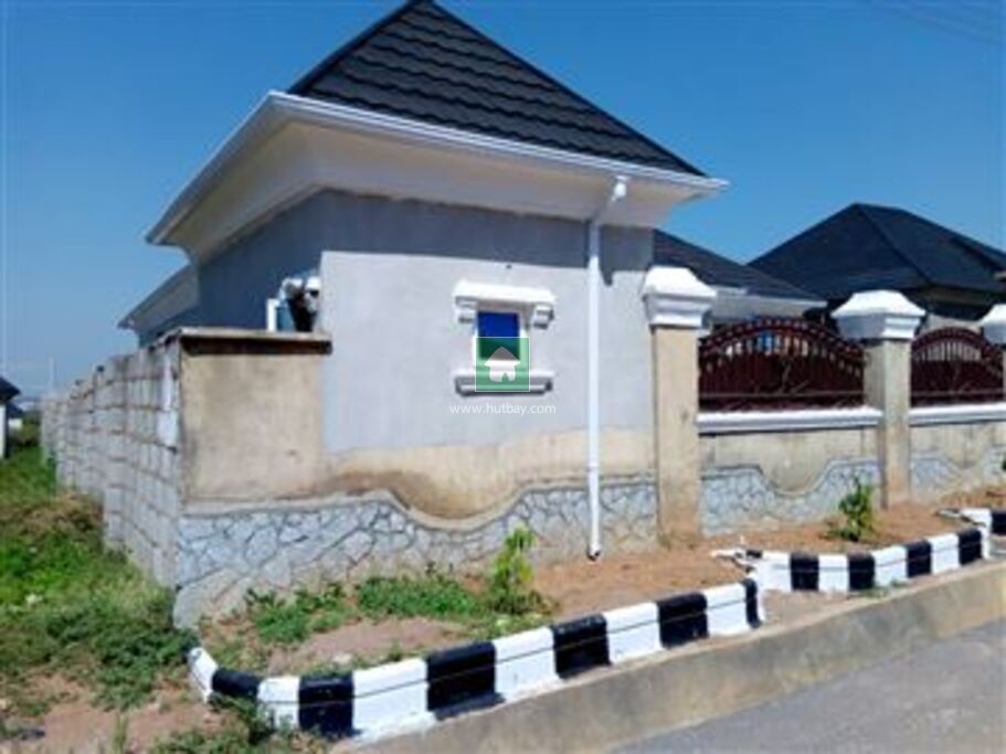 3 Bedroom Bungalow For sale at Abuja Phase 3, Abuja Hutbay