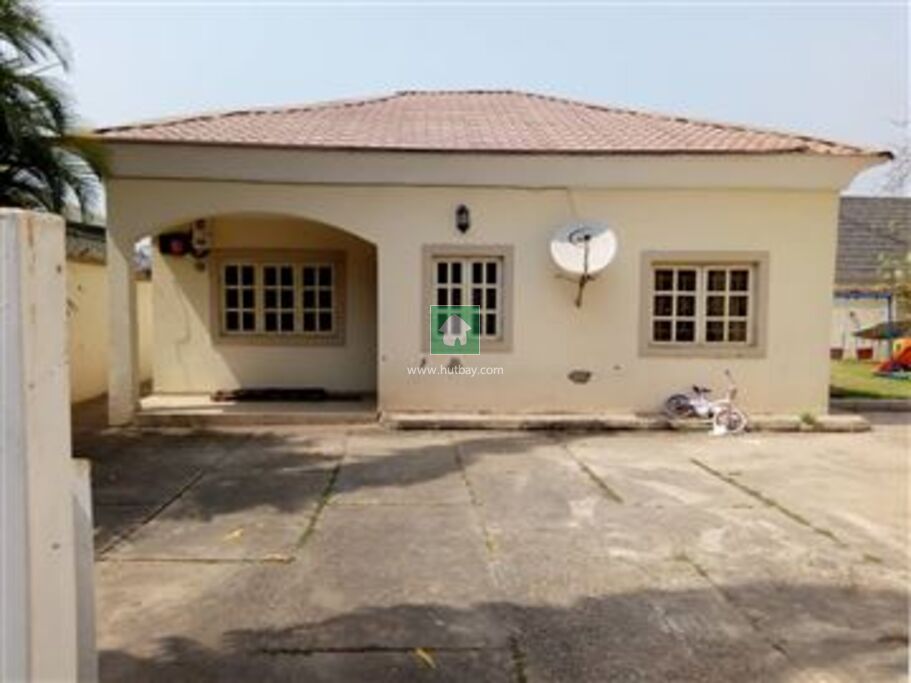 1 bedroom bungalow for rent