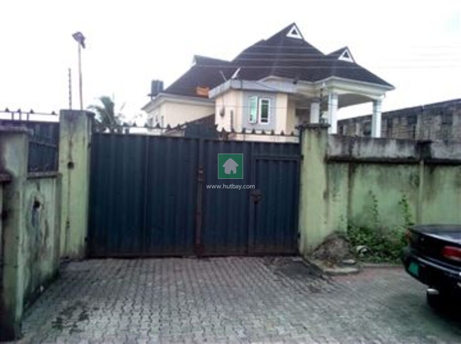 9 Bedroom Duplex For sale at Port Harcourt, Rivers Hutbay