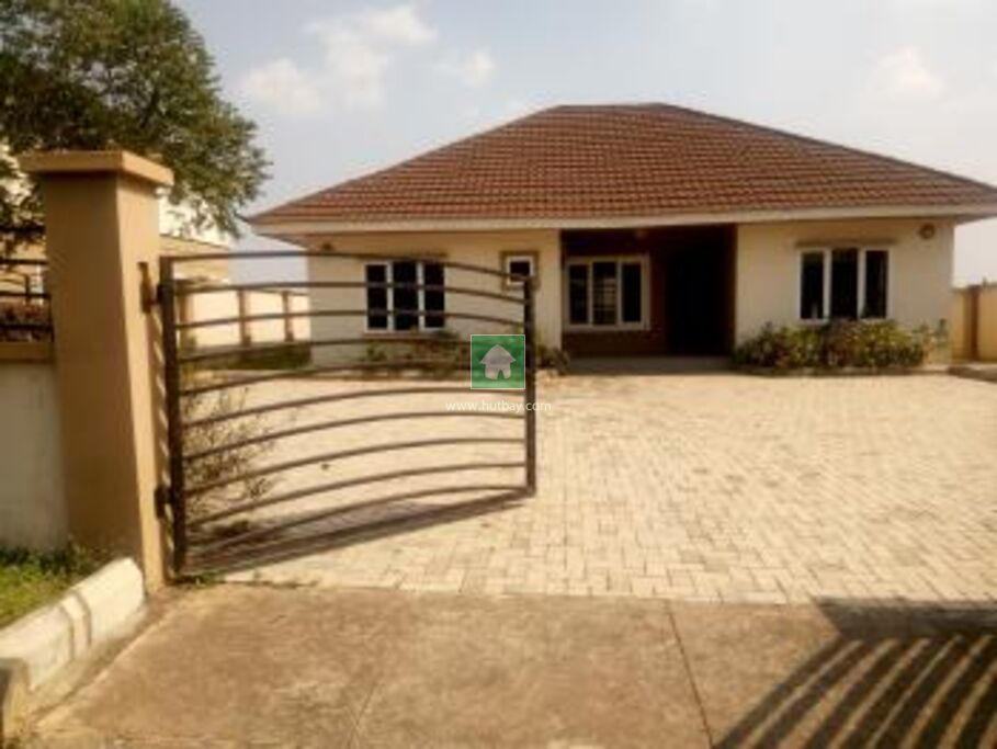 3 Bedroom Bungalow For sale at Ibadan, Oyo Hutbay