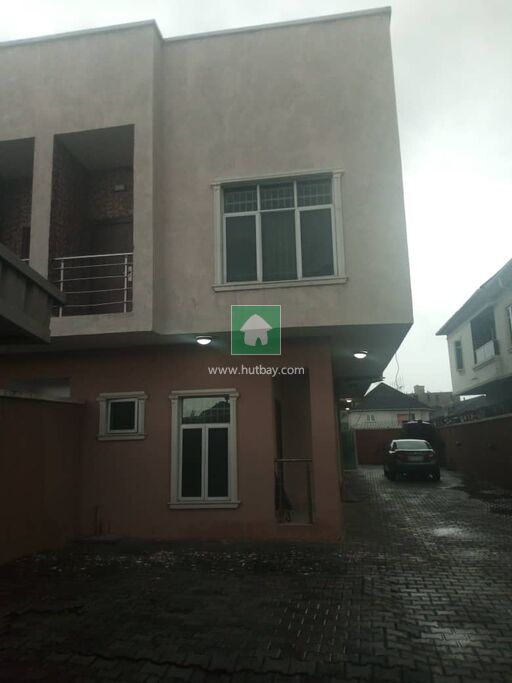 4 Bedroom Semi Detached For sale at Lekki, Lagos 4 Bedroom Semi Detached For sale at Lekki, Lagos