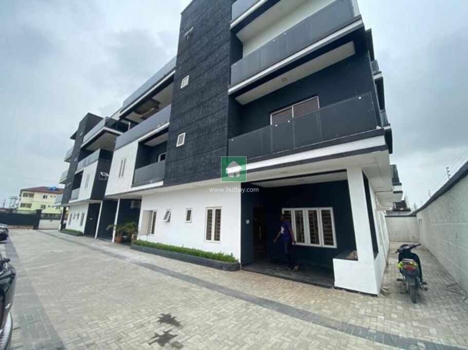 3 Bedroom Block of Flats For rent at Dolphin Estate, Lagos Hutbay
