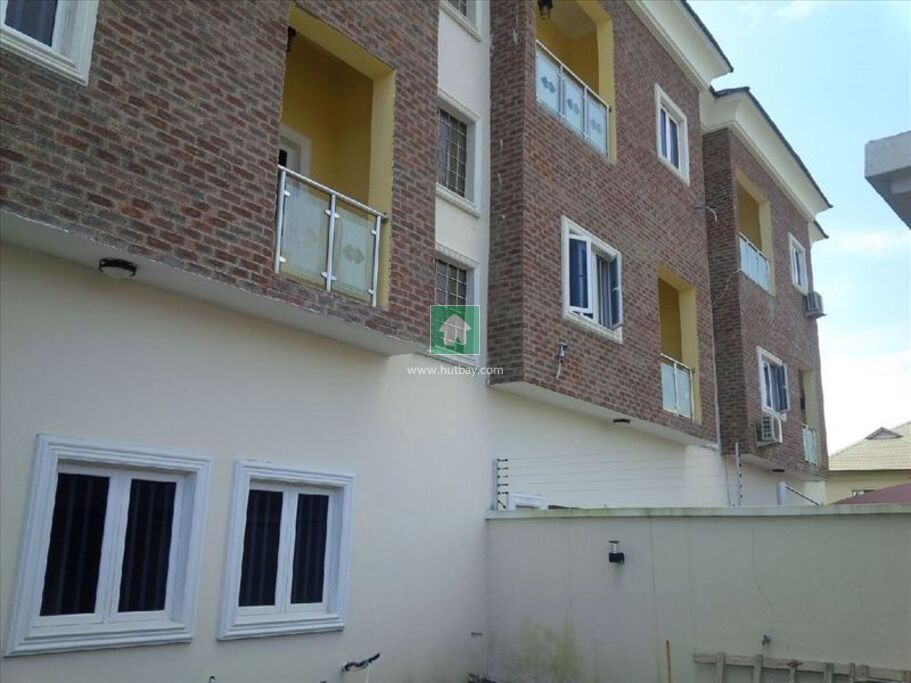 4 Bedroom Town House For sale at Victoria Island, Lagos Hutbay