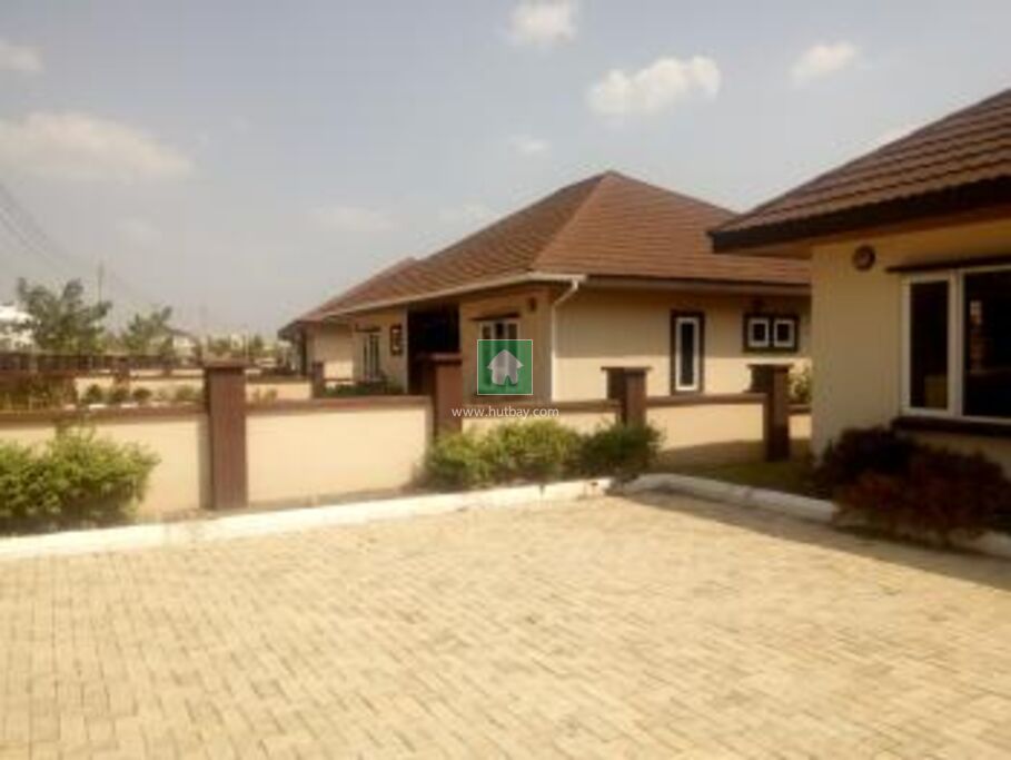 3 Bedroom Bungalow For sale at Ibadan, Oyo Hutbay