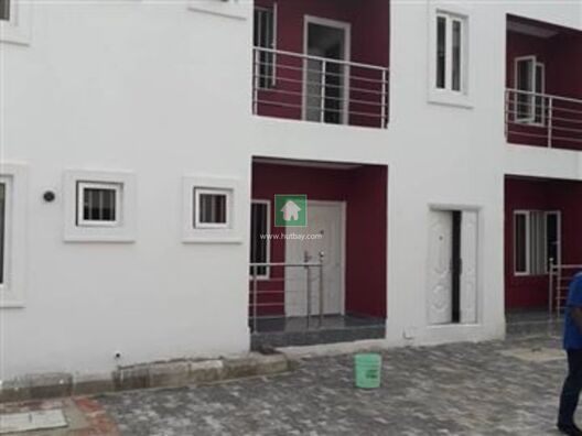 2 bedroom flat for rent in chevron