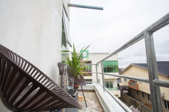 1 Bedroom Flat Apartment Shortlet At Lekki Lagos Hutbay